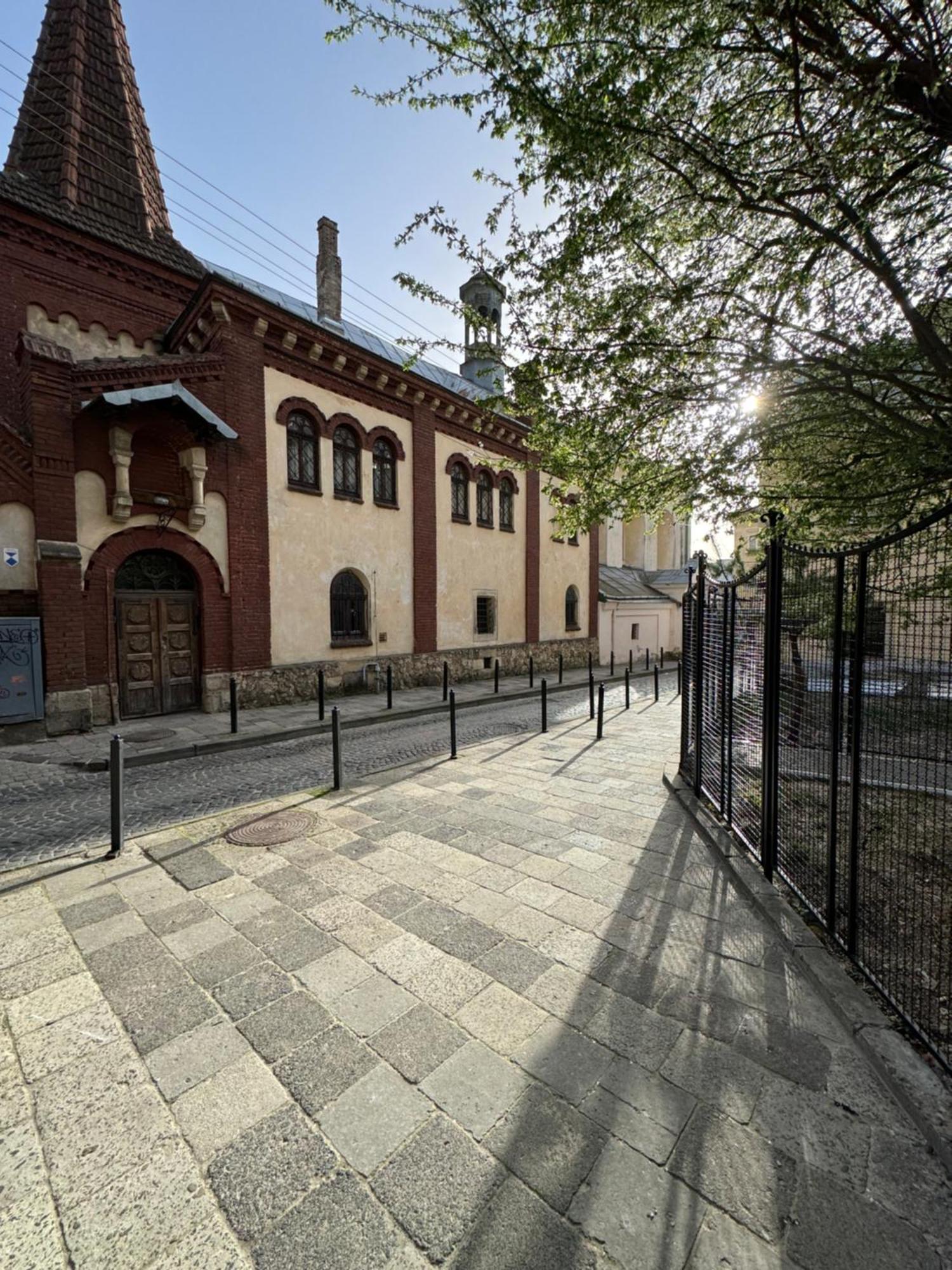 Kvartyra Mansarda Lviv Luaran gambar